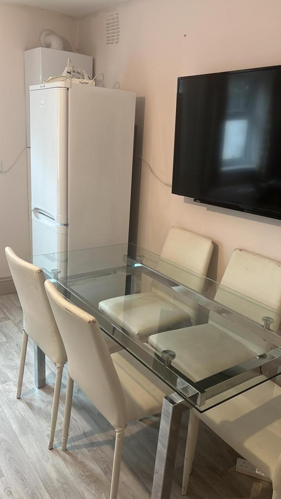 Stockwell Apartment- Ground Floor ลอนดอน ภายนอก รูปภาพ
